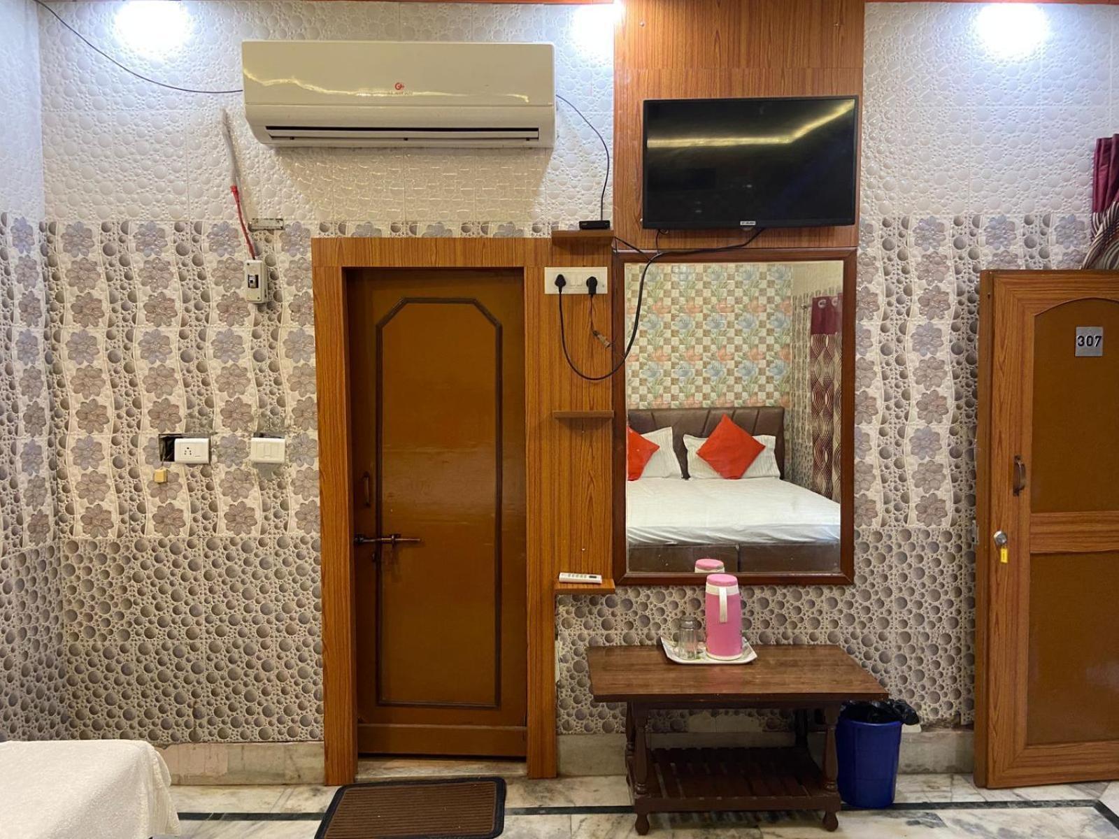 Hotel Rashmi Agra (Uttar Pradesh)